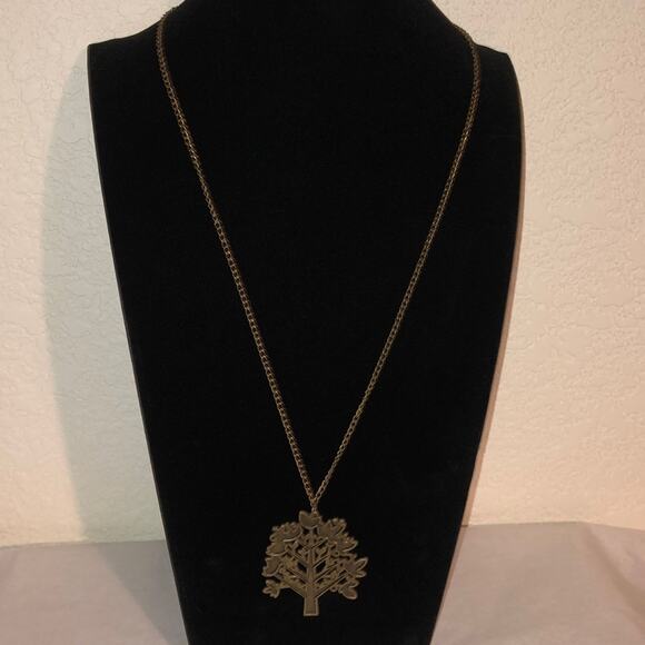 No Clasp Tree Necklace - Picture 2 of 4